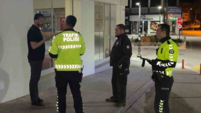 Aksaray ilinde polis kontrolünde alkolmetreye üflemeyi reddeden bir sürücü, polis