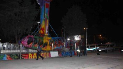 Amasya’da bir lunaparkta ranger adı verilen bir oyun kabininin genç