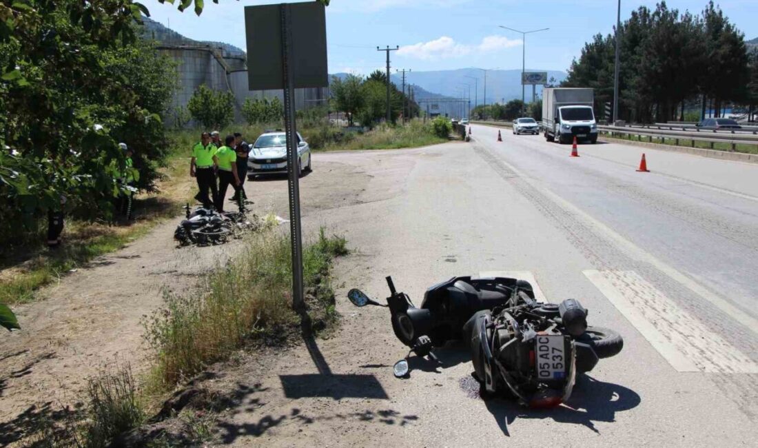 Amasya ilinde meydana gelen trafik kazasında iki motosiklet çarpıştı ve