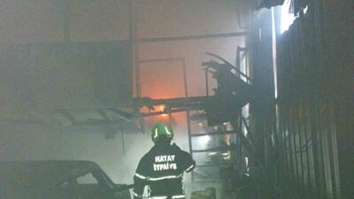 Hatay’ın Antakya ilçesinde bulunan bir iş yeri, henüz belirlenemeyen bir