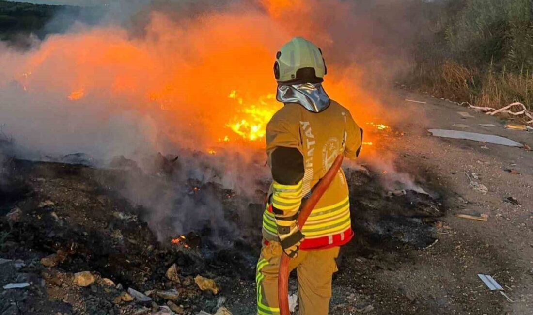 Antakya ilçesinde bulunan Güzelburç Mahallesi’ndeki sazlık alanda meydana gelen yangın,