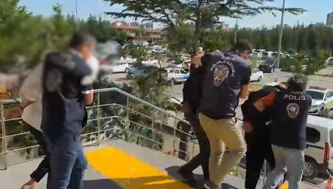Kayseri’de araç kiralamak isteyen bir kişinin internet sitesi üzerinden 87