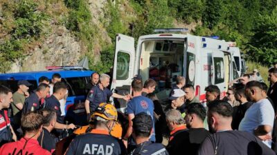 Zonguldak’ta, arkadaşlarıyla birlikte girdiği şelalede kaybolan genç, hayatını kaybetti. Alimler