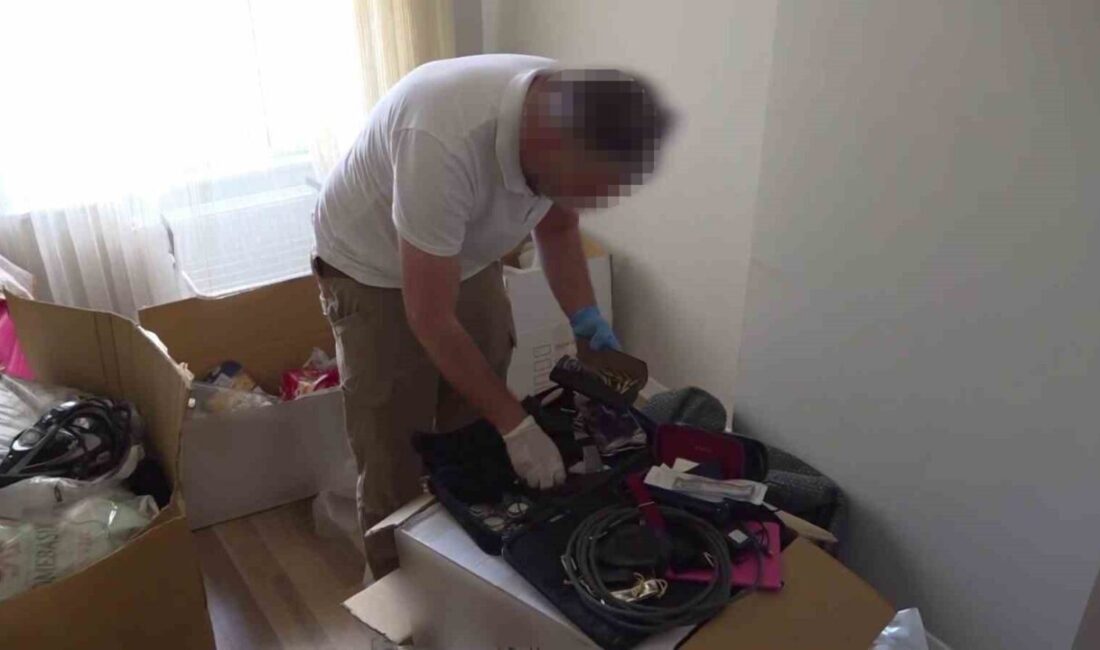 Antalya Emniyet Müdürlüğü Asayiş Şube Müdürlüğü ekipleri Avrupa’da yaşayan yabancı