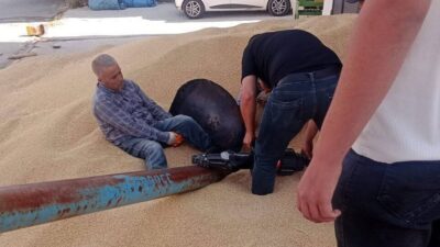 Adıyaman’ın Besni ilçesinde, bir kişi çalışırken ayağını hububat elevatörüne kaptırdı