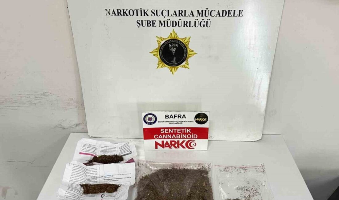 Samsun’un Bafra ilçesinde polis ekipleri, uyuşturucu madde suçundan arandığı belirlenen
