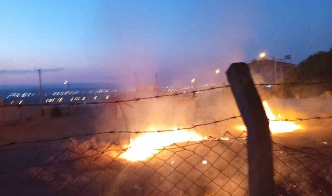 Batman’da bulunan bir evin avlusunda meydana gelen yangın, itfaiye ekiplerinin