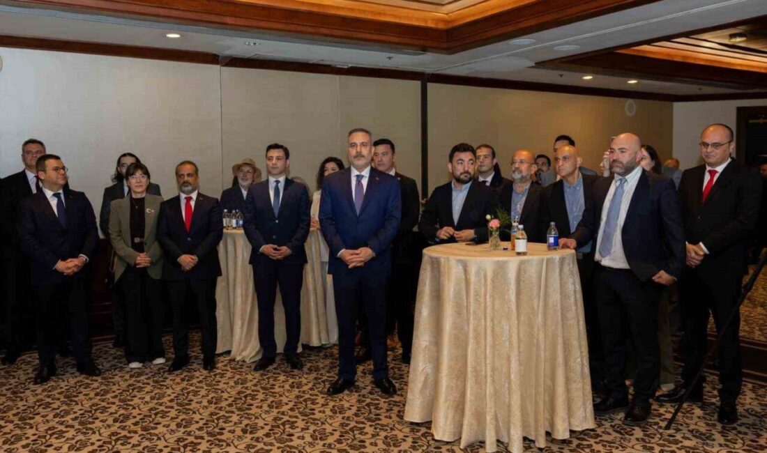 Dışişleri Bakanı Hakan Fidan, Kanada’da devam eden ziyaretleri kapsamında Toronto’da