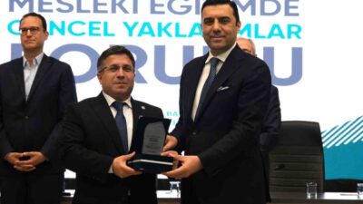 Balıkesir Üniversitesi ev sahipliğinde düzenlenen “Mesleki Eğitimde Güncel Yaklaşımlar Forumu”