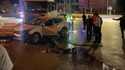 Bayburt’ta meydana gelen trafik kazasında tır ile cip çarpıştı, 1