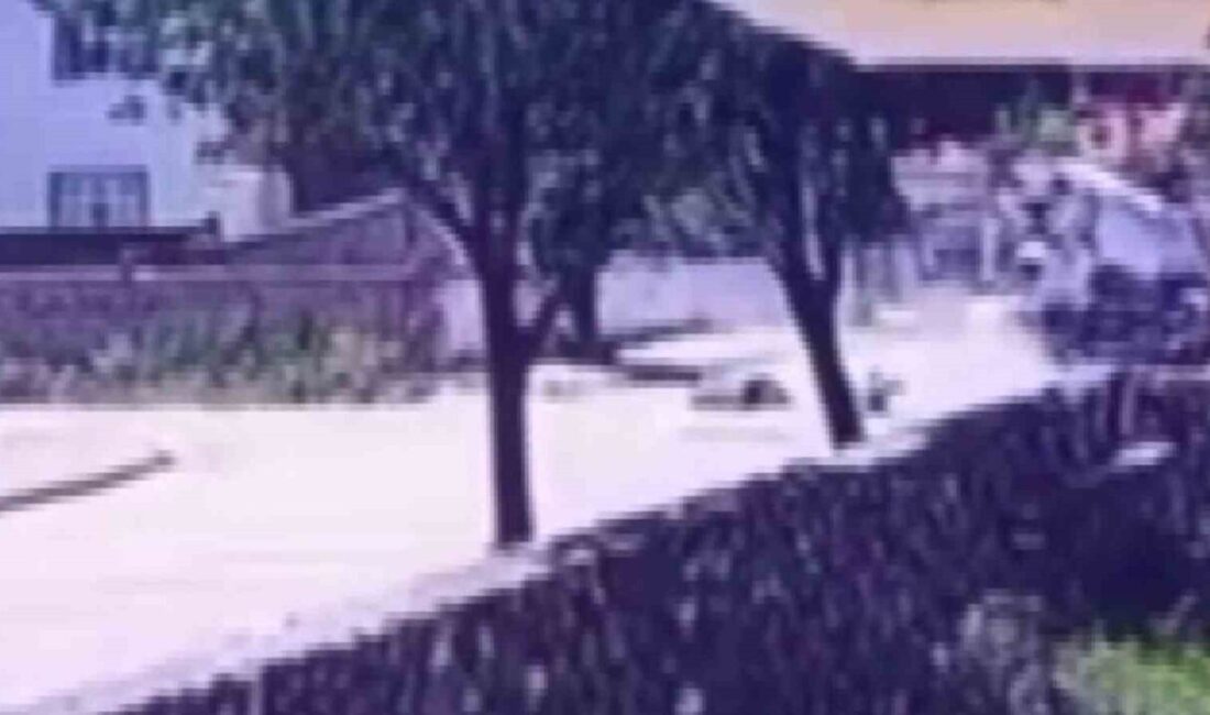 Konya’nın Karapınar ilçesinde meydana gelen trafik kazasında, bir beton mikserine