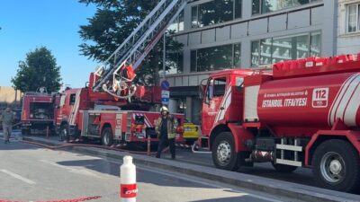 Beyoğlu ilçesinde bulunan 6 katlı bir binada meydana gelen yangın,