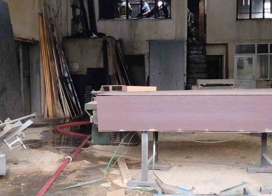 Beypazarı ilçesinde bulunan bir işyerinde meydana gelen yangın, itfaiye ekipleri