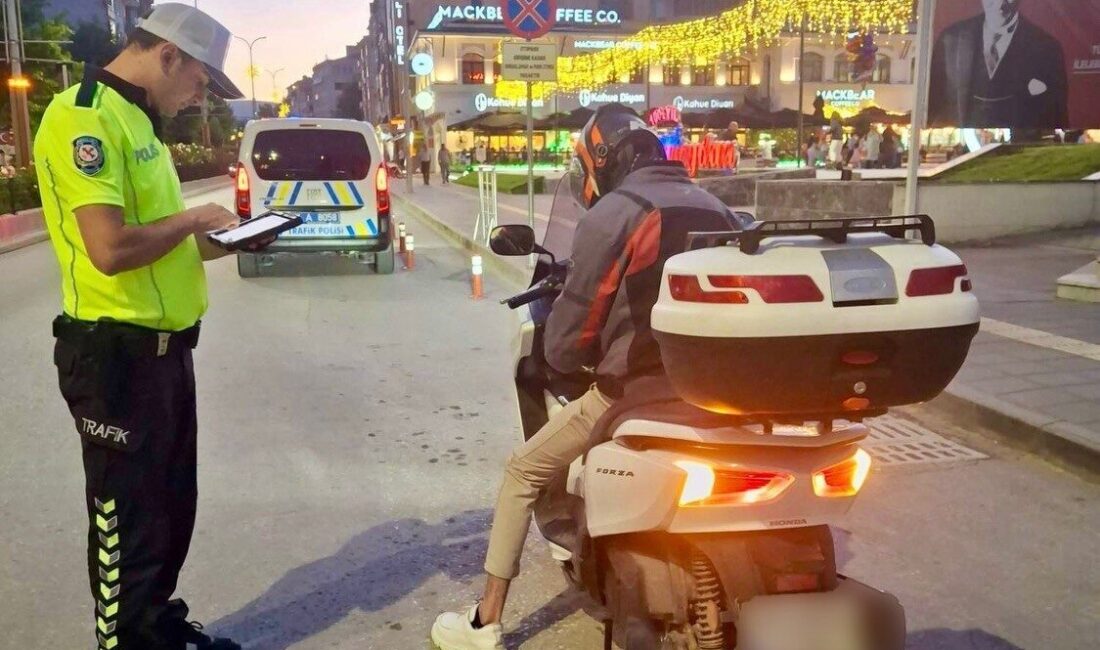 Bilecik’in Bozüyük ilçesinde bulunan 280 motosiklet sürücüsü denetlendi. İlçe Emniyet