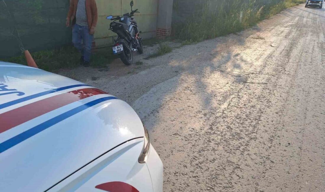 Bilecik’te, Çakırpınar Köyü yolunda meydana gelen trafik kazasında alkollü bir