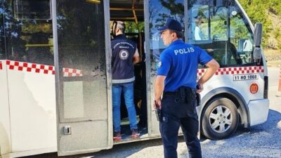 Bilecik’te düzensiz göçle mücadele kapsamında huzur uygulaması düzenlendi. Bilecik İl