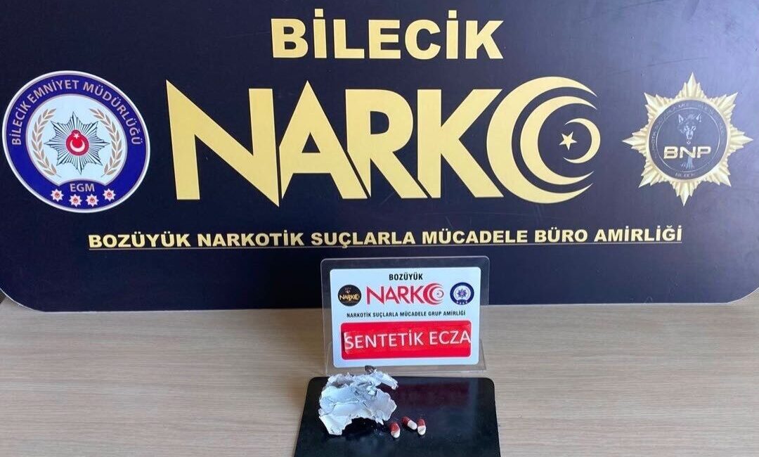 Bilecik’in Bozüyük ilçesinde, Narkotik Büro Amirliği ekipleri tarafından gerçekleştirilen bir