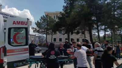 Bilecik’te bir yayaya otomobil çarptı, yaralı hastaneye kaldırıldı. Olay, Bilecik