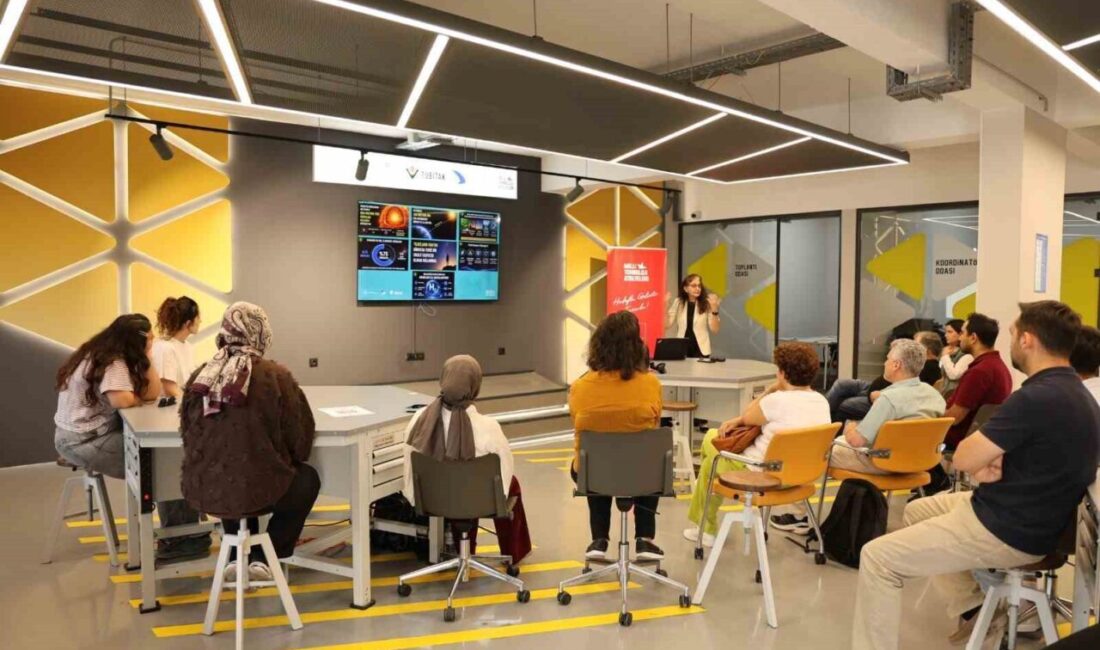 Düzce Üniversitesi Milli Teknoloji Atölyesi’nde düzenlenen bilim söyleşileri etkinliğinde Fen