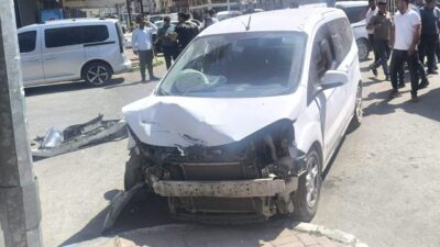 Şanlıurfa’da meydana gelen trafik kazasında biri ağır olmak üzere 2