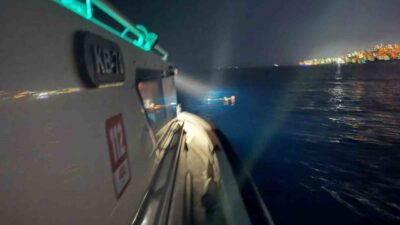 Muğla’nın Bodrum ilçesi açıklarında bir kişinin denizde yüzdüğü bilgisi yetkililere