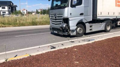 Bolvadin ilçesinde meydana gelen trafik kazasında bir kişi yaralandı. Kazada,