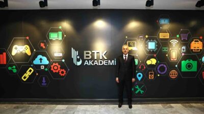 Ulaştırma ve Altyapı Bakanı Abdulkadir Uraloğlu, BTK Akademi Yaz Dönemi