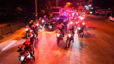 Bursa’da, suç ve suçlularla mücadele amacıyla yaklaşık bin polisin katılımıyla