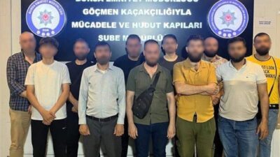 Bursa’da düzensiz göç ve göçmen kaçakçılığıyla mücadele kapsamında yapılan denetimlerde