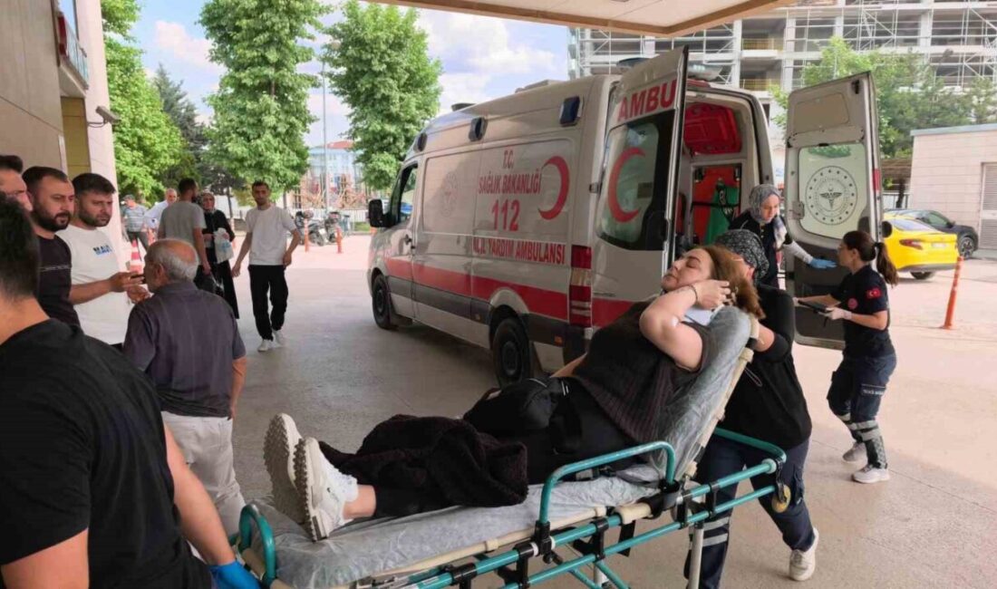 Bursa’nın İnegöl ilçesinde meydana gelen trafik kazasında, otomobil ile özel