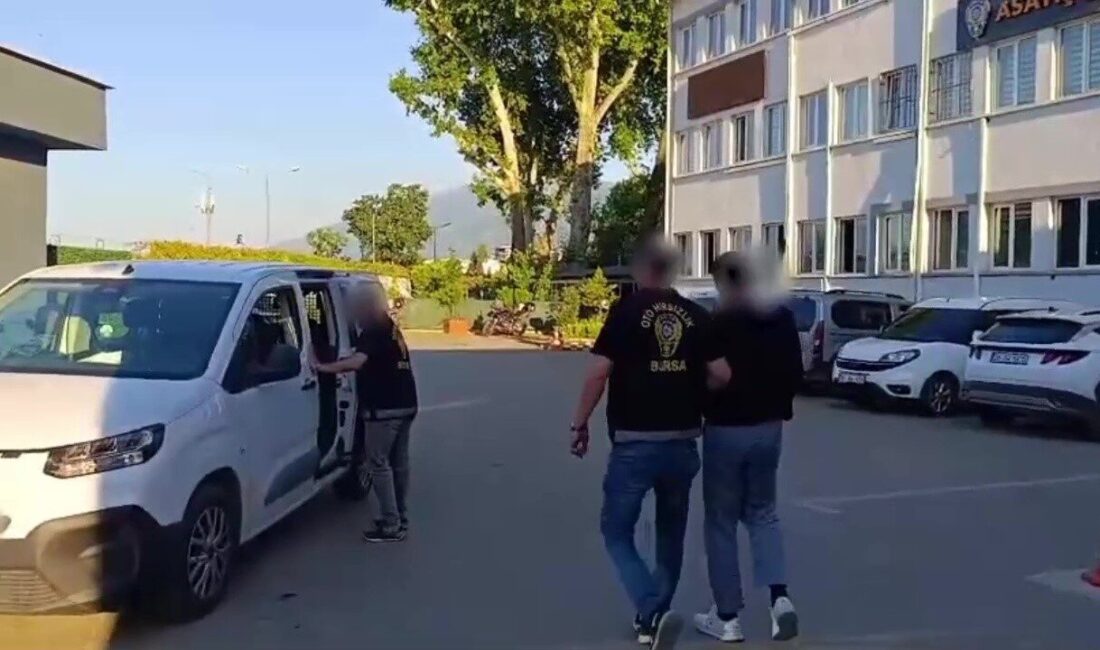 Bursa’da farklı mahallelerden çalınan bir otomobil ile iki motosiklet, titiz