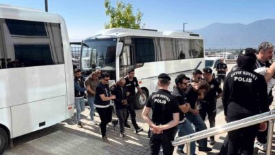 Bursa’nın Orhangazi ilçesinde, hava destekli bir operasyon düzenlendi ve torbacı