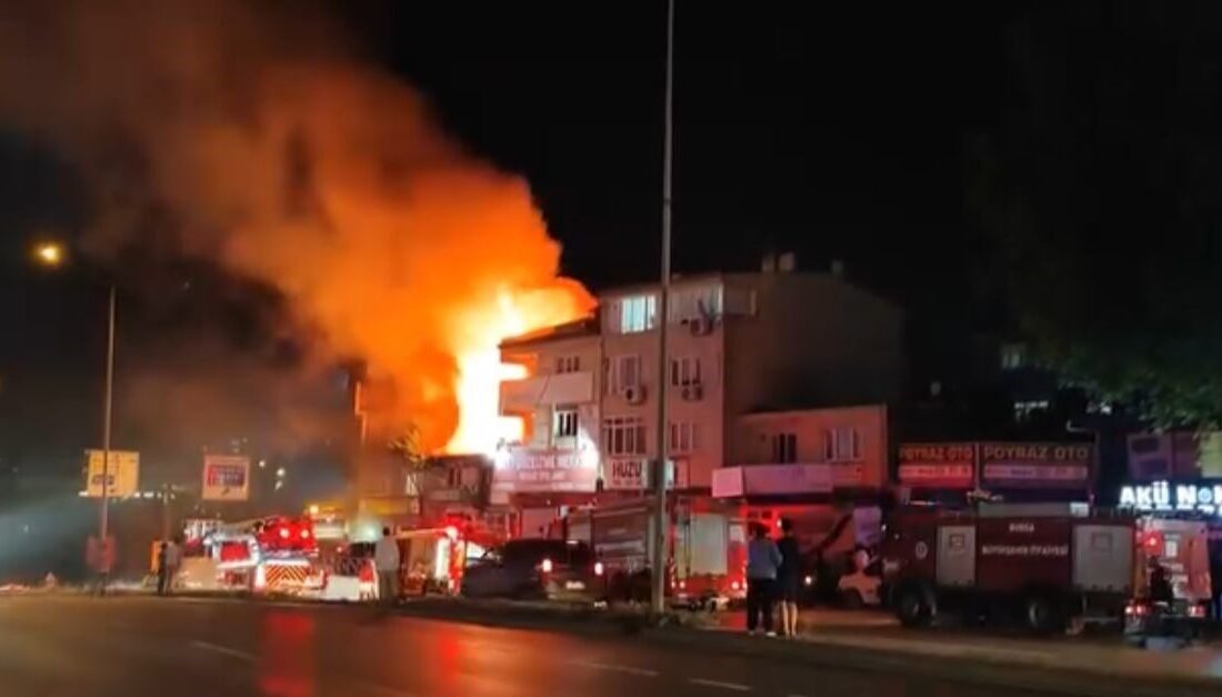 Bursa’da, Beşevler Mahallesi’nde bulunan 2 katlı bir evin ikinci katında