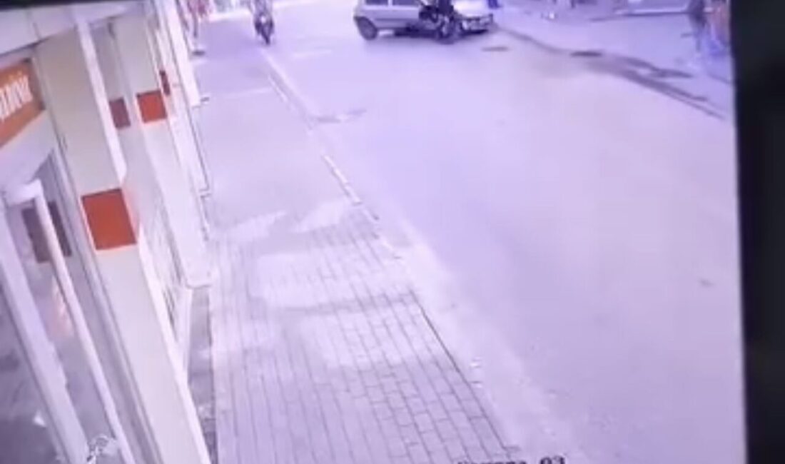 Bursa’da, motosiklet ile otomobilin çarpıştığı kazada sürücü yara almadı. Kaza,