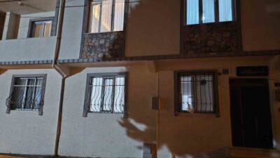Bursa’nın Yıldırım ilçesinde bir genç kızın, işten çıktıktan sonra servisten