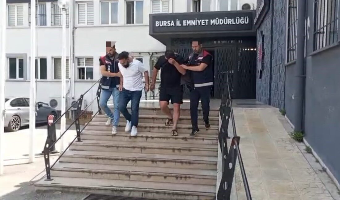 Bursa’da yaşanan olayda telefon dolandırıcılarının hedefi olan 73 yaşındaki bir