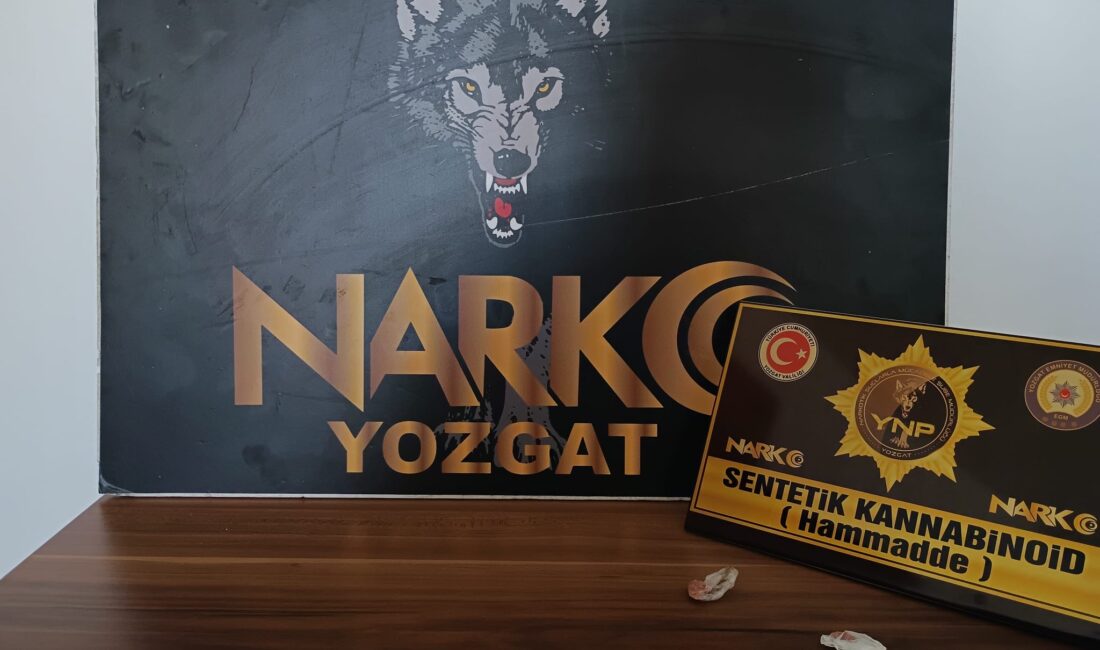 Yozgat’ın Yerköy ilçesinde, narkotik polis ekiplerinin şüphe üzerine durdurduğu bir