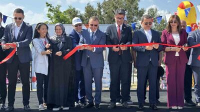 Çanakkale’de Ezine Belediyesi’nin katkılarıyla düzenlenen BilimFest Çanakkale etkinliğinin açılışı gerçekleştirildi.