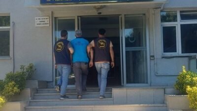 Çanakkale’de Jandarma ekipleri tarafından gerçekleştirilen operasyonlarda farklı suçlardan aranan 10