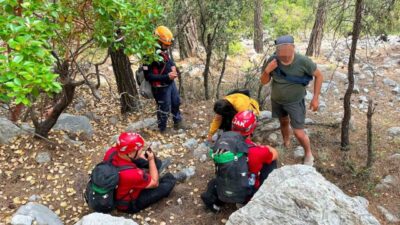 Antalya’nın Hisarçandır beldesine merak ettikleri Kral Havuzu’nu görmek için gelen