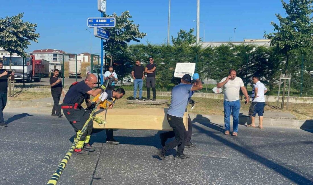 Çerkezköy ilçesinde meydana gelen trafik kazasında, otomobil ile elektrikli motosiklet