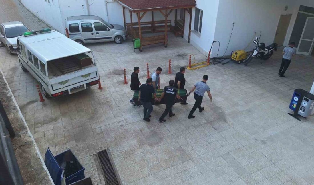 Çorum’un İskilip ilçesinde meydana gelen trafik kazasında, bir motosiklet sürücüsü