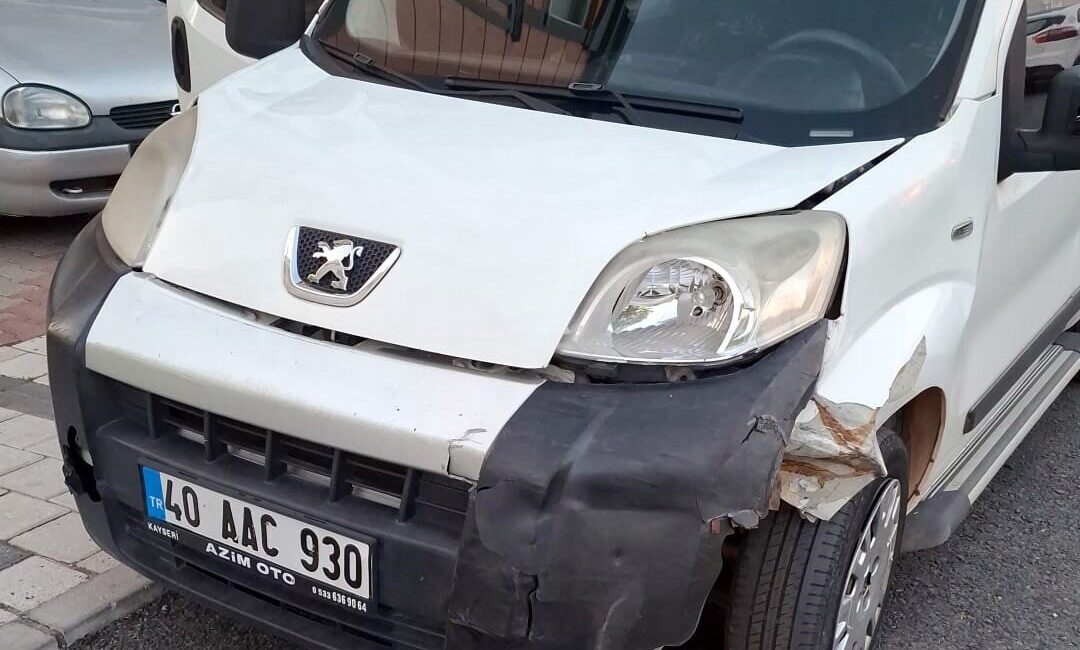 Nevşehir’de bir kişi, iddiaya göre bunalıma girdikten sonra aracında kendisine