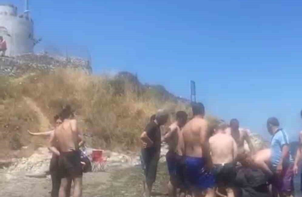 Bursa’nın Mudanya ilçesine bağlı Altınkum Sahili’nde, denize giren 60 yaşındaki