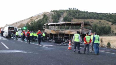 Denizli’nin Sarayköy ilçesinde meydana gelen trajik olayda, bir yolcu otobüsü