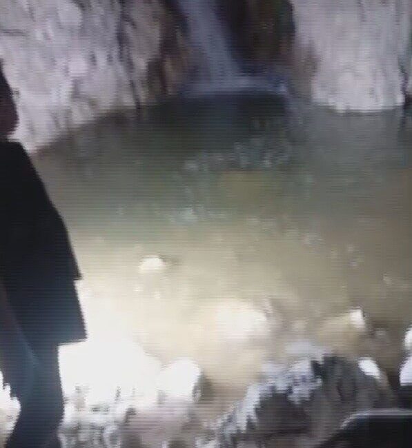 Hatay’da bir çocuk, Antakya ilçesine bağlı Hacı Ömer Alpagot Mahallesi’nde