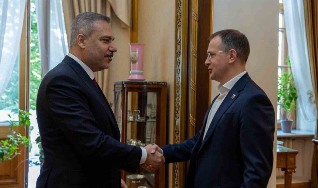 Türkiye’nin Dışişleri Bakanı Hakan Fidan, Rusya Devlet Başkanı Vladimir Putin’in