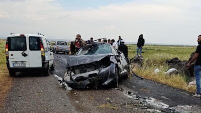 Diyarbakır’ın Çınar ilçesinde nişan dönüşü meydana gelen ve sürücünün direksiyon