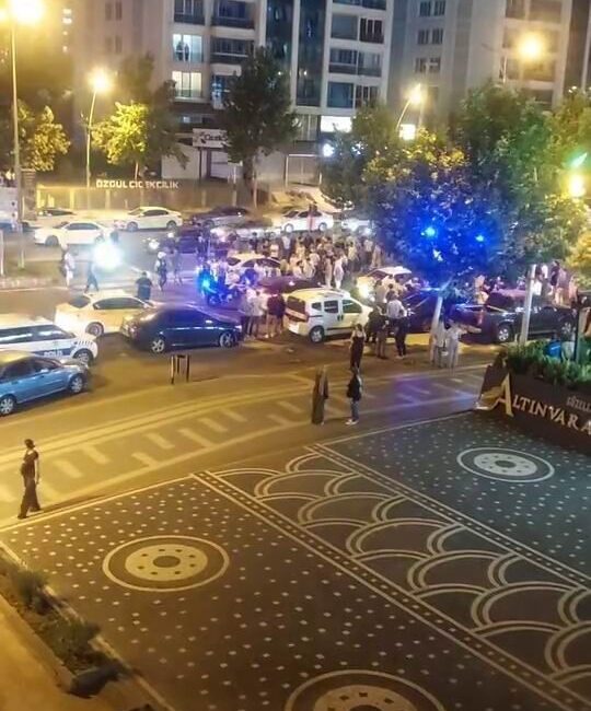 Diyarbakır’da bir kişi, yolun karşısına geçmeye çalışırken bir araç çarpması