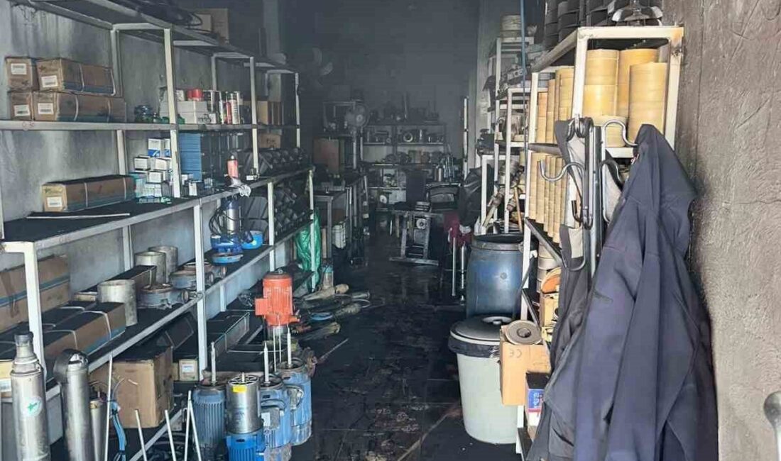 Diyarbakır’ın Bağlar ilçesinde bulunan bir tamirhanede çıkan yangın, itfaiye ekiplerinin